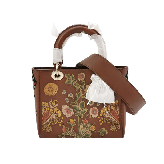 Lady Dior Medium Logo