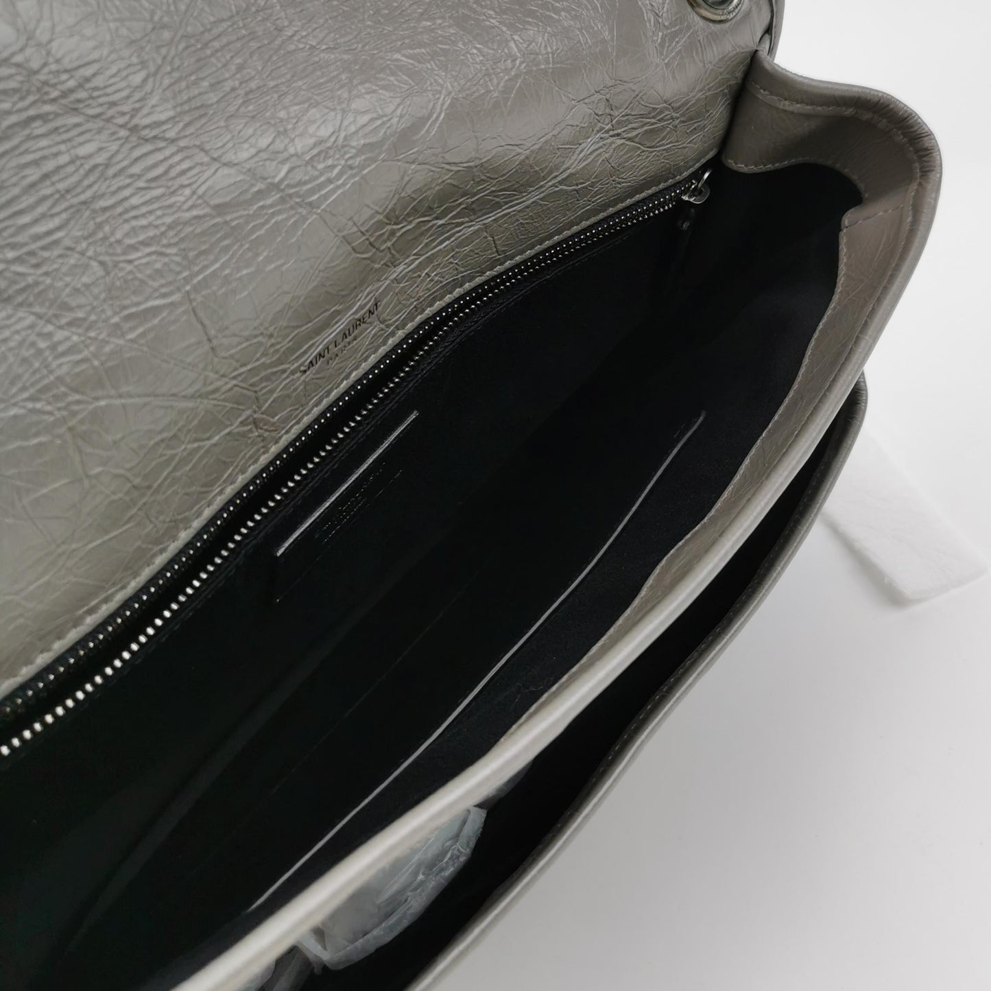 Niki Large V quilted YSL