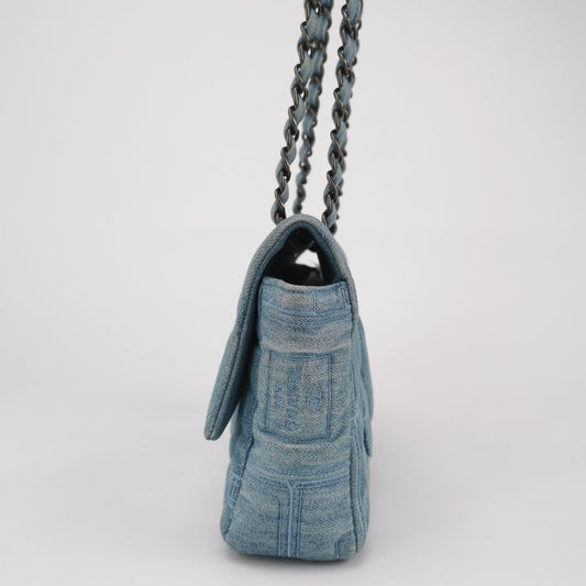 Classic Flap Seasonal limited Edition Medium Denim Logo CC turn-lock