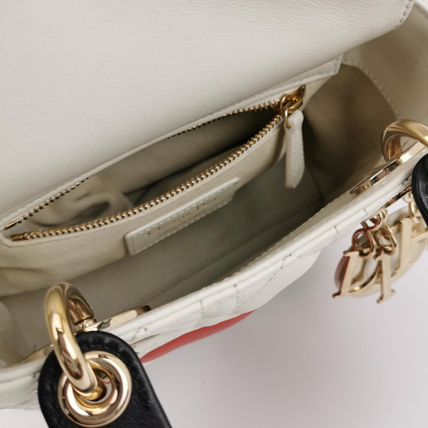 Lady Dior Amour Logo