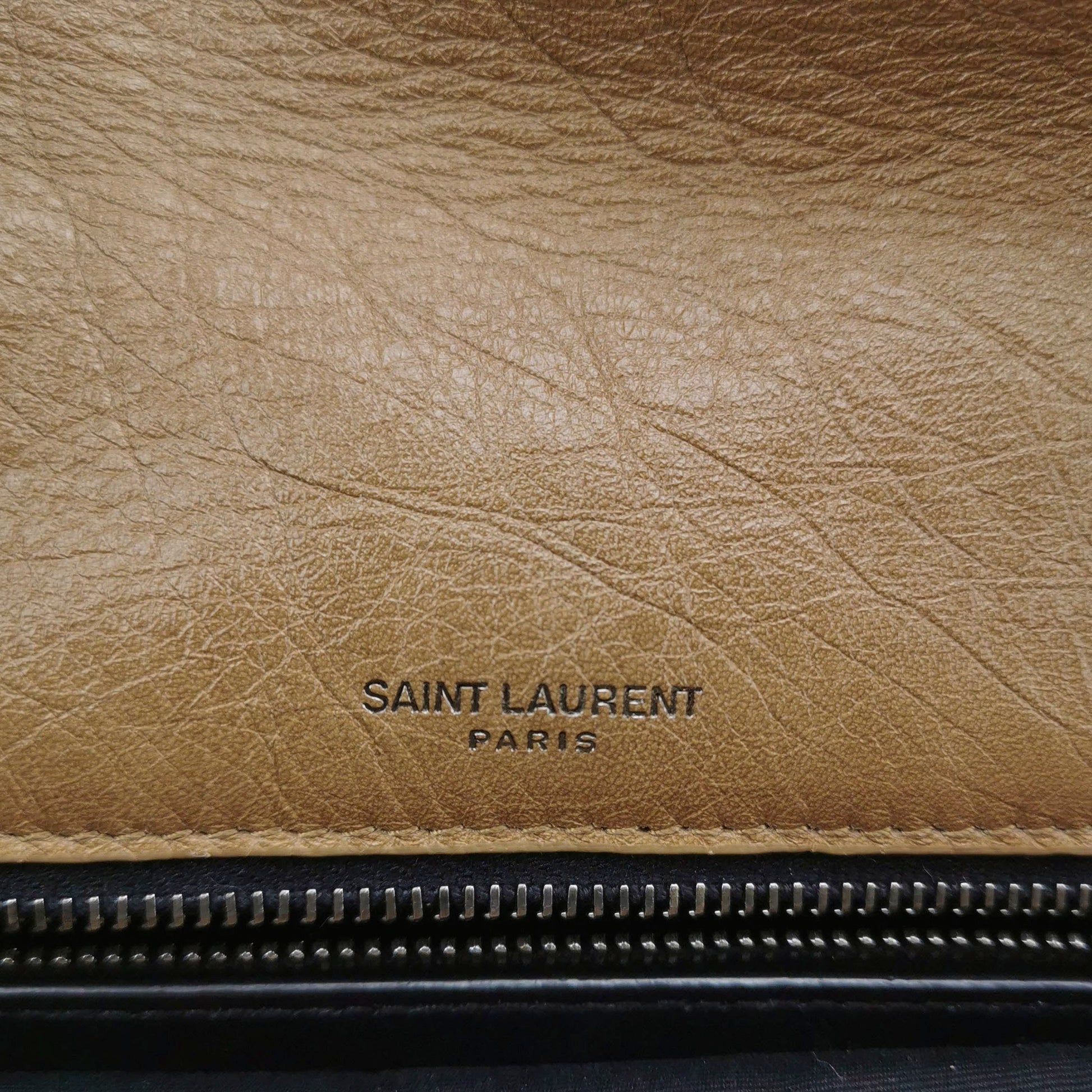 Niki Medium V quilted YSL