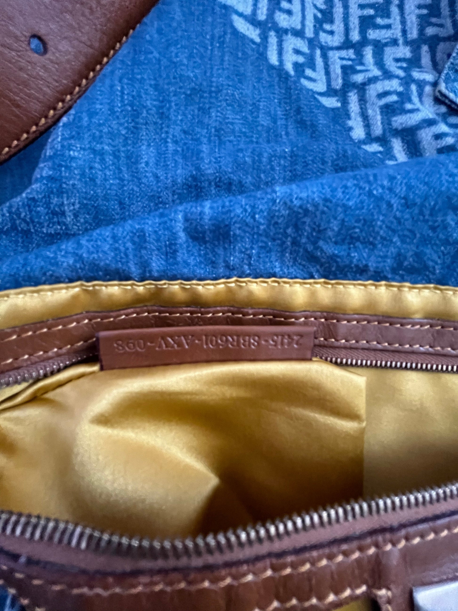 Fendi baguette denim big size shoulder bag